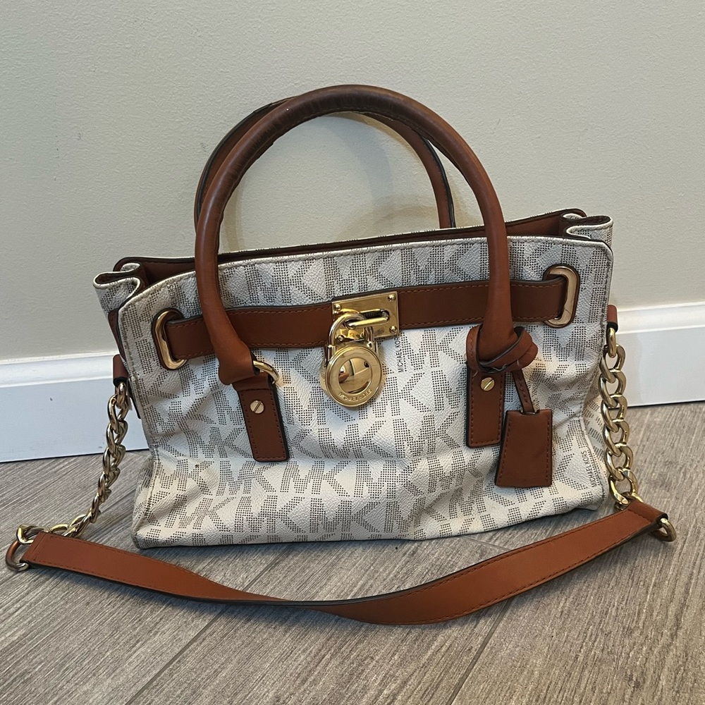 Michael Kors small hamilton logo bag white and brown